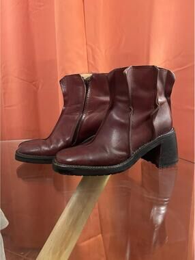 Free Lance Classics Womens Burgundy Leather Unique Square Toe Ankle Boot Size 37
